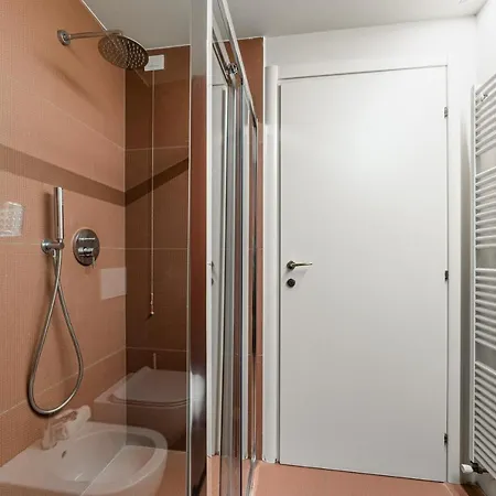 Officina7 Large * Parma