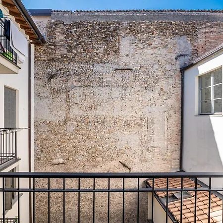 Guesthost - Officina7 Large Apartment