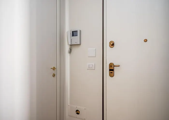 Officina7 Large Apartamento