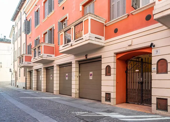 Apartment Guesthost - Officina7 Large Parma