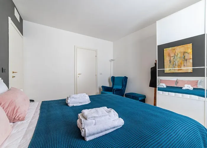 Apartamento Officina7 Large Parma